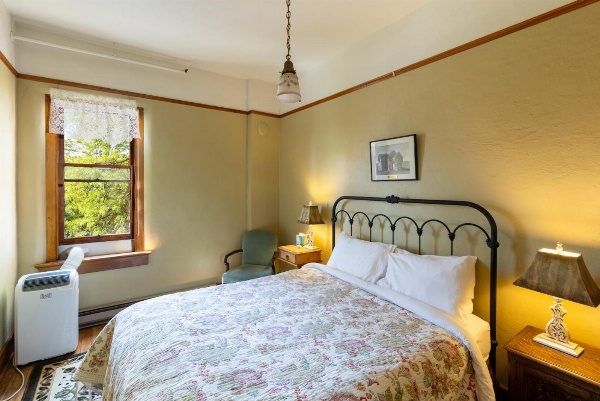 Balch Hotel image 2